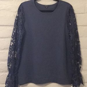 NWT Ladies top, sz Med
